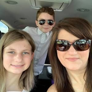 Meet your Posher, Chrissy